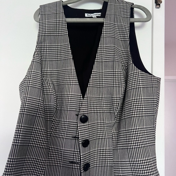 Reformation Devin Plaid Vest - Picture 3 of 4